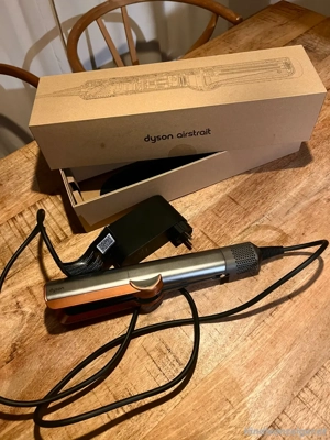 dyson airstrait Bild 2