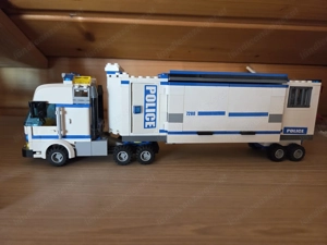Lego polizei Truck 