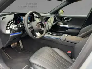 Mercedes-Benz E 300 de 4MATIC T-Modell mit EQ Hybrid Technologie AMG Bild 7