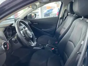 Mazda 2 2023 Bild 10