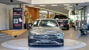 Mercedes-Benz C 200 Bild 2