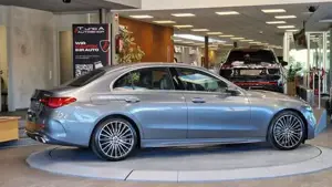 Mercedes-Benz C 200 Bild 7