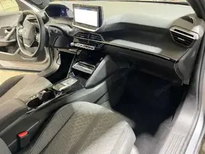 Peugeot 2008 Bild 16