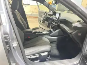 Peugeot 2008 Bild 18