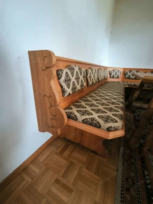 Rustikale Vollholz-Eckbank-Garnitur mit Tisch, 3 Stühlen & passendem Sofa Bild 2