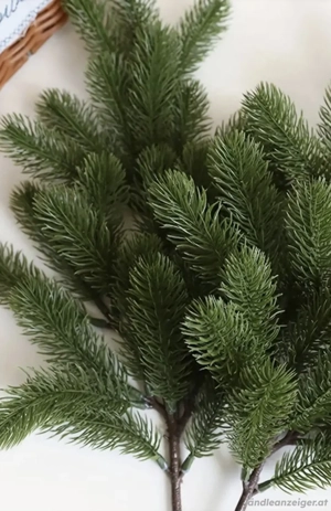 künstlicher Christbaum Bild 2