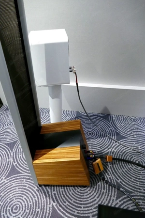 Martin Logan Montis Lautsprecher  Bild 3