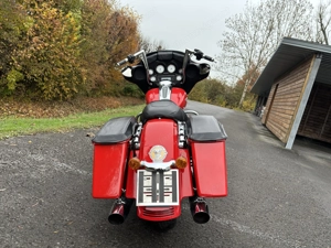 Harley Davidson Street Glide Bild 6