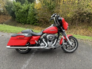 Harley Davidson Street Glide Bild 8