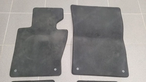 Velours-Fußmatten passend für BMW X3 E83 2003-2010  Bild 2