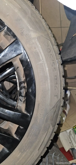 Winterreifen mit Felgen Bild 2