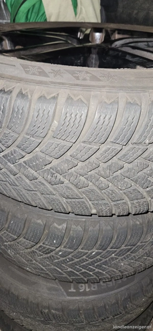Winterreifen mit Felgen Bild 4