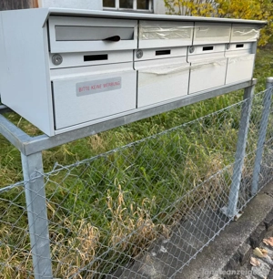Standbriefkasten für 4Wohnungen Bild 2