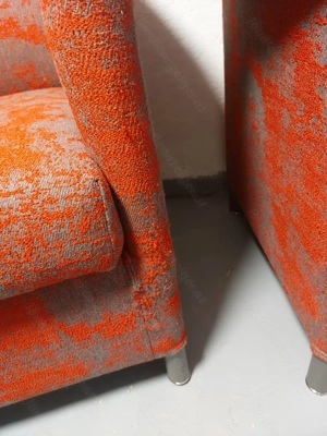 2x rote Polstersessel Bild 3