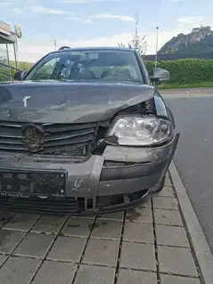 VW Passat Bj 2003 Unfallfahrzeug