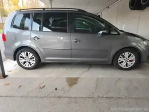 VW Touran 2.0 TDi Bild 3