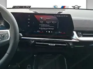 BMW iX2 eDrive20 *0,99% Fixzins Leasing* M Sportpaket // Anhängerkupplung // Bild 9