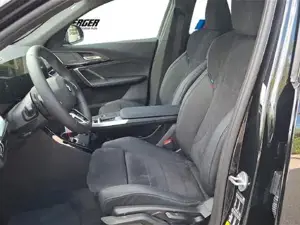 BMW iX2 eDrive20 *0,99% Fixzins Leasing* M Sportpaket // Anhängerkupplung // Bild 11