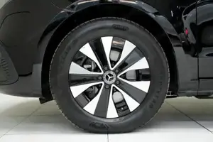 Mercedes-Benz eVito 129 Tourer PRO Lang SpurH ACC KlimaA SpurW Bild 4