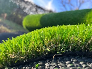 295 x 275cm (8,11m2) Hochwertiger Sport Kunstrasen Neuware (Restposten)