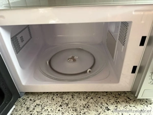 Mikrowelle neuwertig Bild 2
