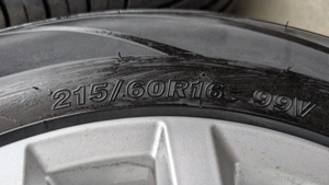 VW Alufelgen mit Sommerreifen, Super Zustand! Bild 3