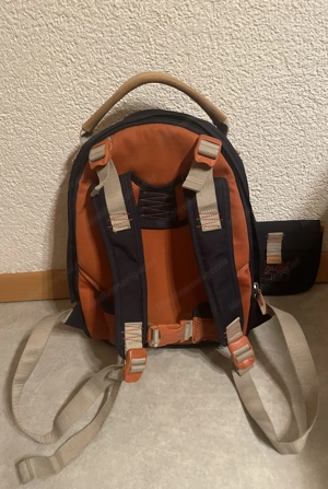 Gästebett Couch Hocker Dampfstation mit Bügelbrett Deko Teller  Bilder Bild 9