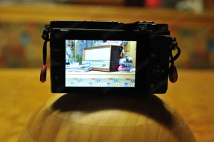Nikon 1 ... neuwertig Bild 2