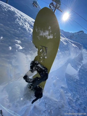 Snowboard Nitro Pow mit Bindubg