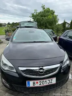 Opel Astra 2011   Diesel   168.000 km   Pickerl 07 2025   Nichtraucher   Preis VB Bild 3