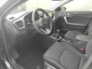 Kia Ceed / cee'd SPIN 1.5 *Shzg*Lhzg*PDC*Cam*16Zoll*Navi 103 kW ... Bild 9