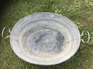 Alte Zinkwanne Bild 2