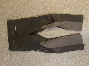 Revit Stratum GTX Motorradkombi   Jacke & Hose in L (sehr guter Zustand) Bild 3