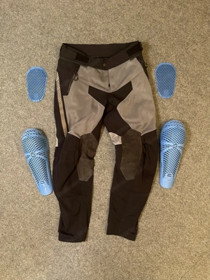 Revit Stratum GTX Motorradkombi   Jacke & Hose in L (sehr guter Zustand) Bild 9