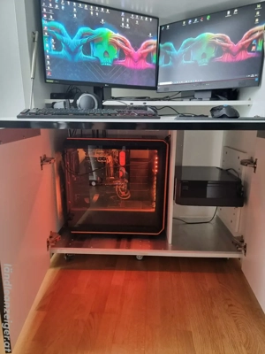 PC-Schrank (Schreibtisch-Schrank) Bild 3