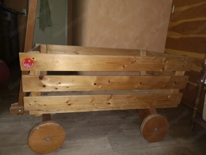 Bollerwagen aus Vollholz