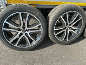 Felgen mit Reifen 255  45   R20 Bild 2