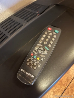 Zu verschenken: Universum Röhrenfernseher Bild 2