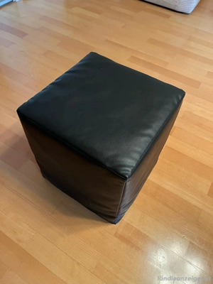 Sessel mit Hocker aus Kunstleder