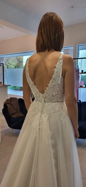 Brautkleid LAURA von Sanna Lindström Bild 2