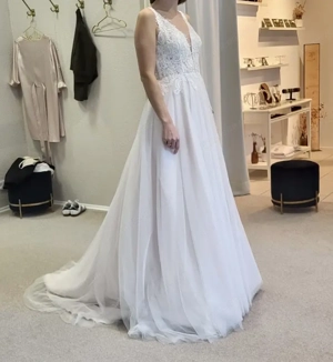 Brautkleid LAURA von Sanna Lindström Bild 3