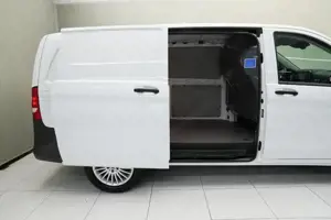 Mercedes-Benz eVito 112 Kasten Lang KAM SpurW SpurH LM Bild 10