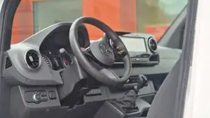 Mercedes-Benz  Bild 10