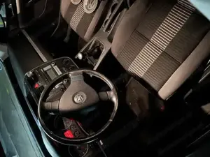 VW Golf 5  1.4 FSI 