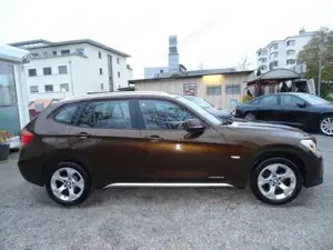 Wenig Kilometer BMW X1 X-Drive X-Line !! Allrad !! Bild 4