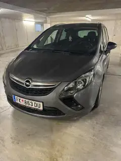 Opel Zafira Tourer 7 Sitzer aus erster Hand Bild 3