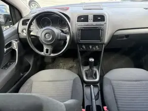 Vw polo mit car play  Bild 5