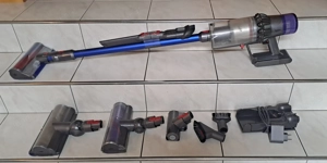 Dyson Staubsauger sucht Bastler für Reparatur oder als Ersatzteilspender!