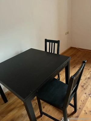 Ikea Tisch mit 4 Stühlen Bild 2