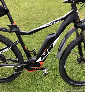 E Bike KTM -29" KTM Macina AC He29 Rh 53cm Trek Bild 5